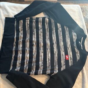 Nike Black and White Patterned Top